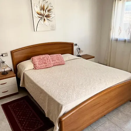 Casa Tina By La Via Del Mare Viaggi E Vacanze بيت للعطل