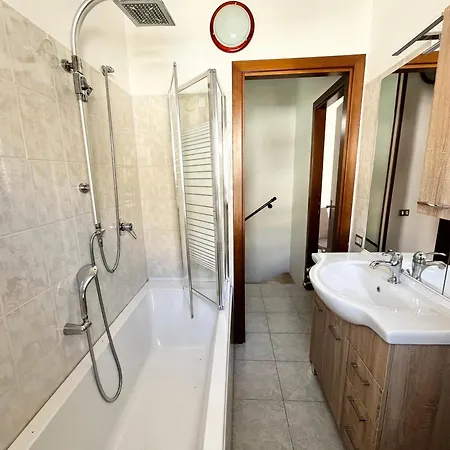 펜션 Casa Tina By La Via Del Mare Viaggi E Vacanze
